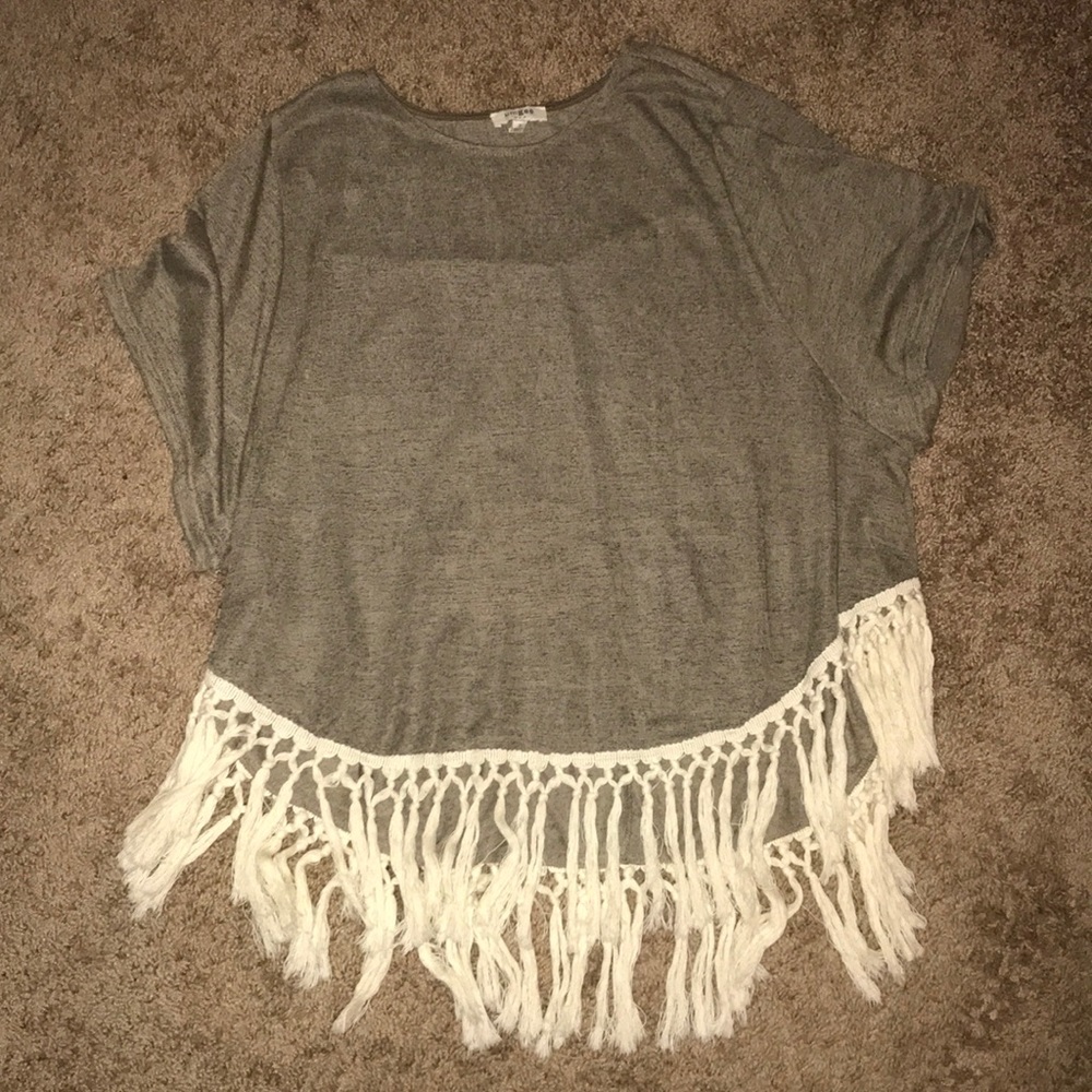 UMGEE light brown, fringed top! NWOT